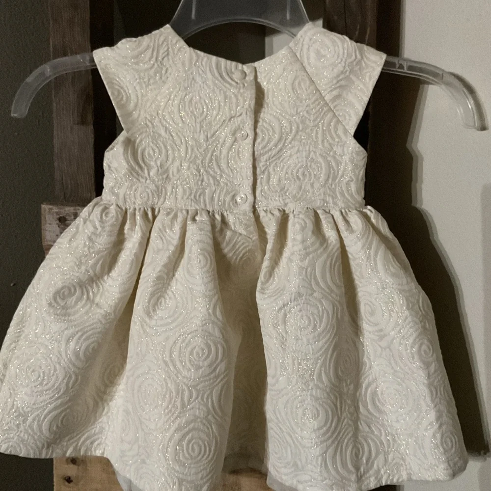 The Children’s Place Elegant Cream Baby Dress with Bow size 12 -18 months